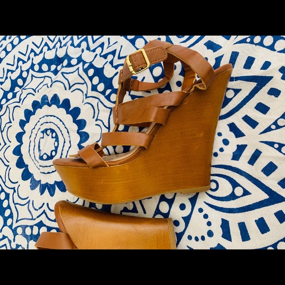 ✨Altar’d State wedge heels✨ - Picture 7 of 10